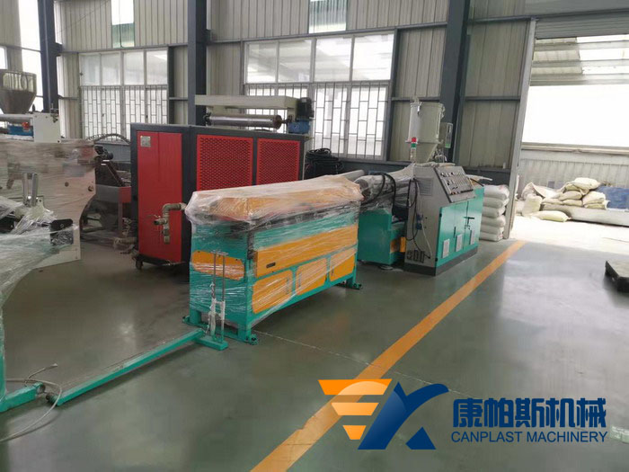 PE-PVC single wall corrugated pipe production line