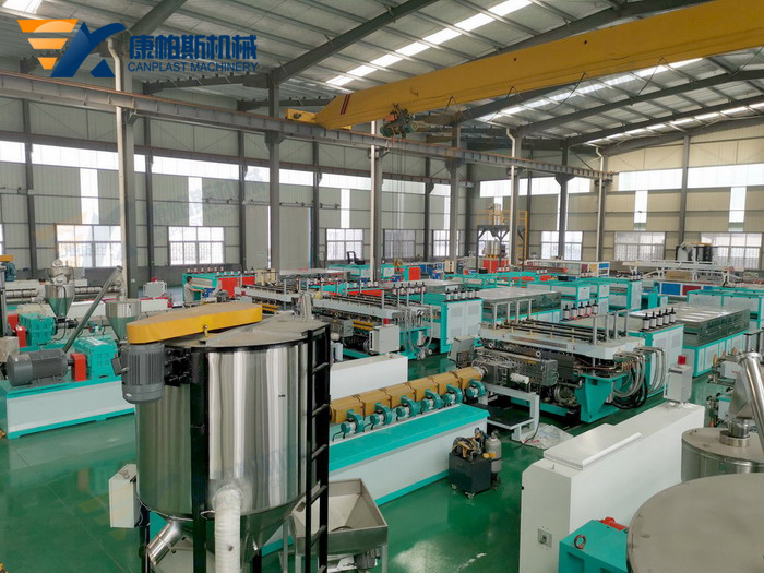 Plastic hollow grid sheet production line